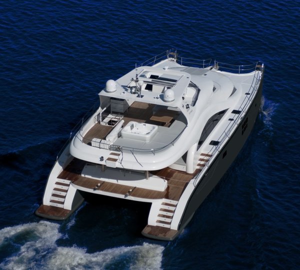 sea-bass-yacht-charter-details-sunreef-yachts-charterworld-luxury